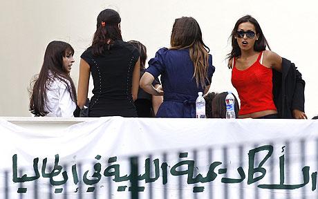 Young women for a meeting with Libyan leader Muammar Gaddafi in Rome  Photo REUTERS